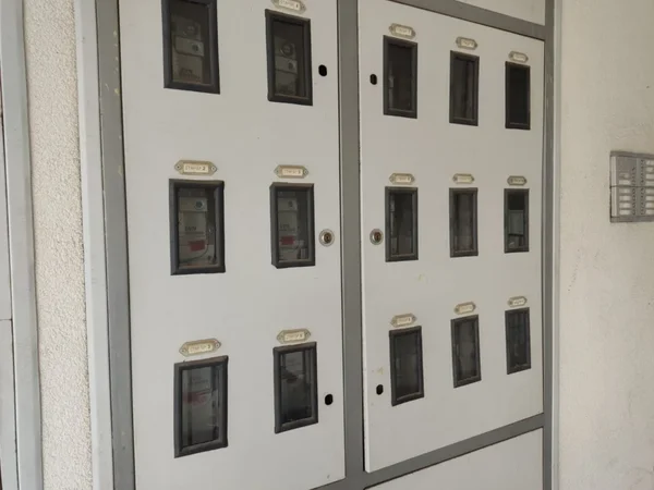 Poskupi struju u sve blokove visoke tarife i u jeftinu tarifu