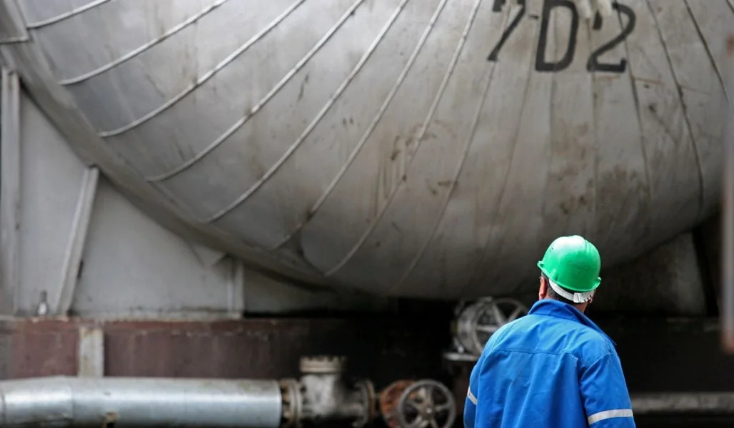 Petrohemija Arpechim Bradu prodata na komade. Ko su kupci i koliko novca