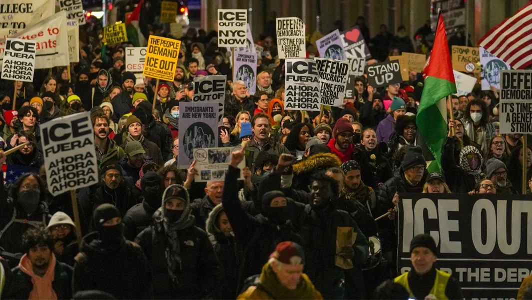 Minneapolis: Gnev i demonstracije zbog ubistva 37-godišnje žene od strane agenta ICE – Documento