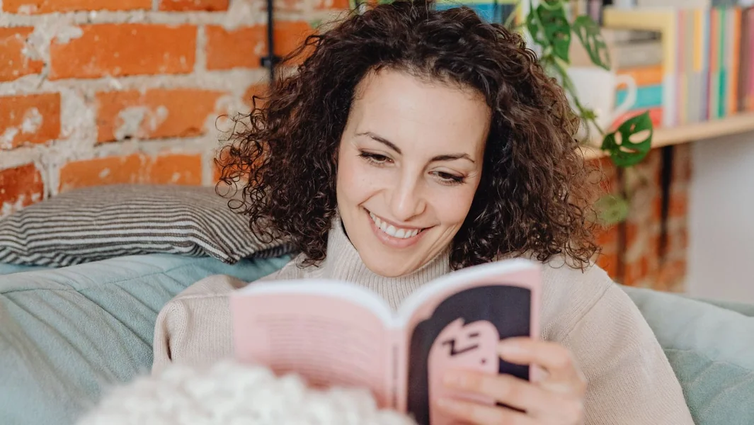 Uhvati knjigu: Kako čitanje utiče na zdravlje u svakoj dobi