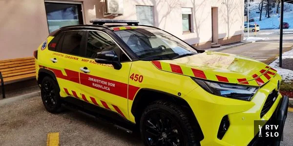 Gorenjski zdravstveni domovi su preuzeli nova vozila za hitne lekare