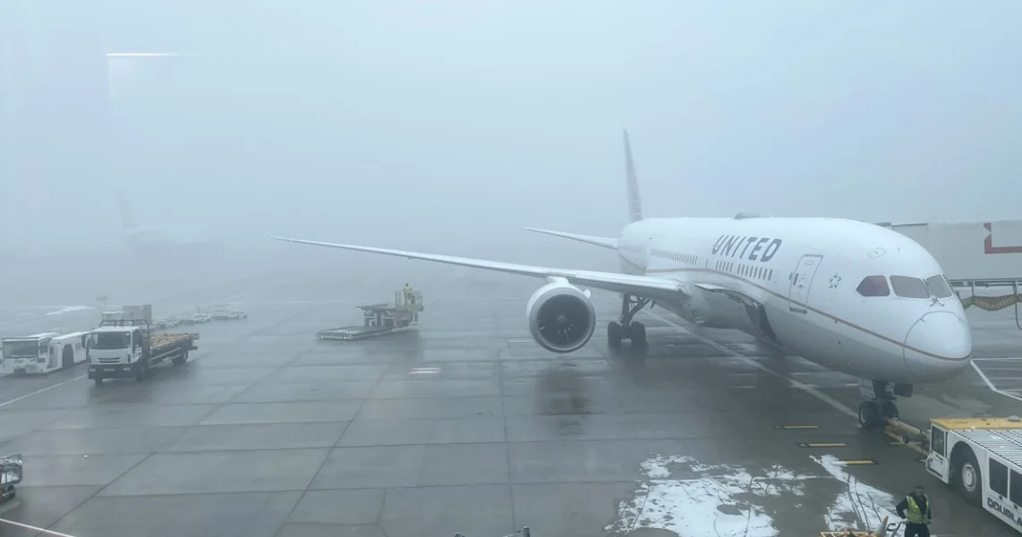 Sneg i led zatvaraju aerodrome u Beču i Bratislavi. Raspored letova poremećen u Pragu