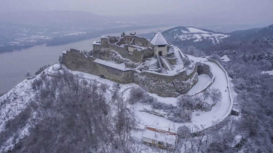 7 mađarskih dvoraca, koji zimi pokazuju bajkovito lice - ORIGO