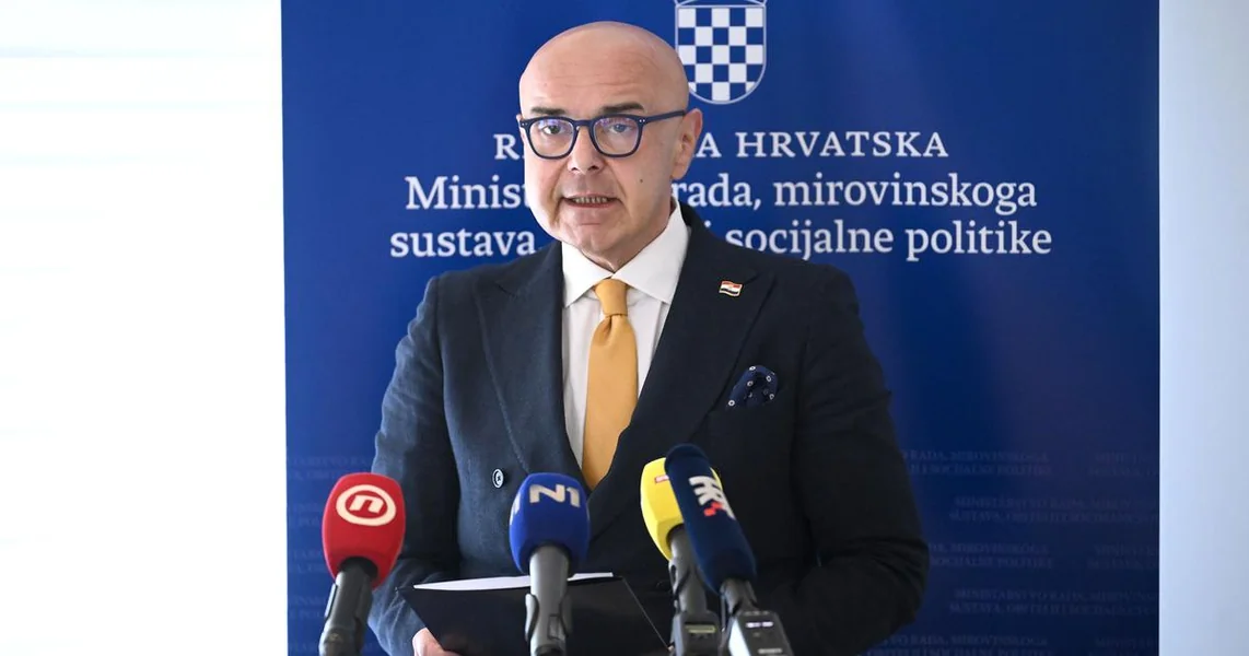 Prebacivanje krivnje na socijalne radnike vrhunac je političkog kukavičluka