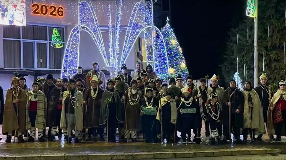 Božićno čudo u Ravdi: Kolendari daruju prikupljene od njih sume za humanitarne svrhe