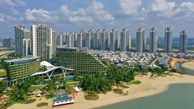 Umesto grada budućnosti, grad duhova – šta se dogodilo sa modernim metropolom – video