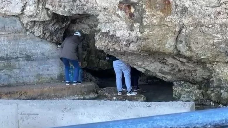 Vlorë već 3 dana bez pijaće vode, građani idu po vodu na izvorima! Bolnica snabdeva vatrogasne robote (VIDEO) - Shqiptarja.com