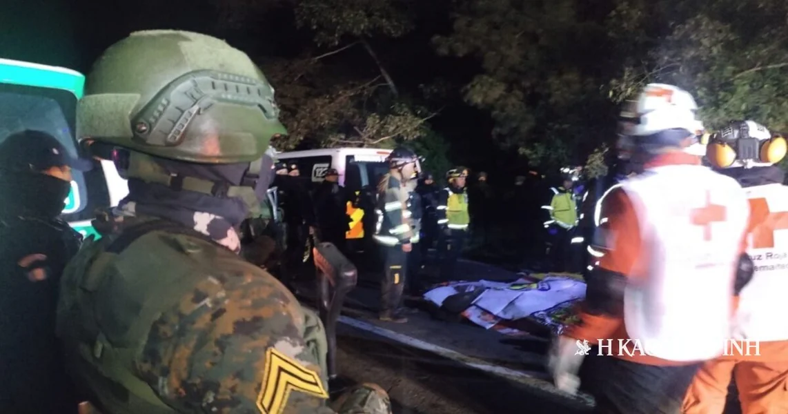 Gvatemala: Najmanje 15 mrtvih i 19 povređenih u saobraćajnoj nesreći autobusa