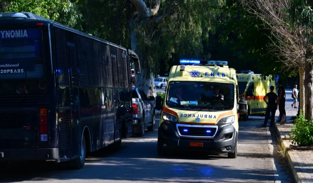 Saobraćajna nesreća u ranom jutru na Posejdonosu – Pet povređenih – Documento
