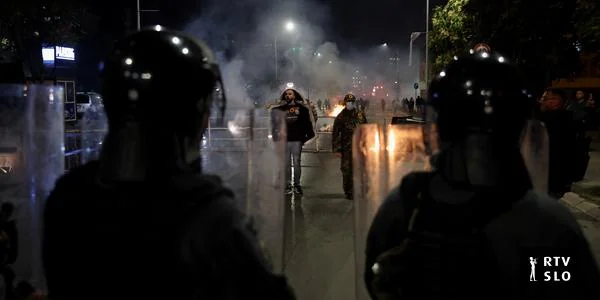 Na Kosovu izbijaju protesti zbog neusvojenog zakona o sudu za ratne zločine