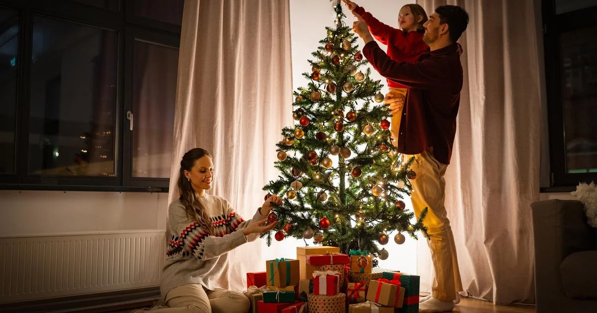 Jaslicama i zvezdi prethodili su sunce i jul