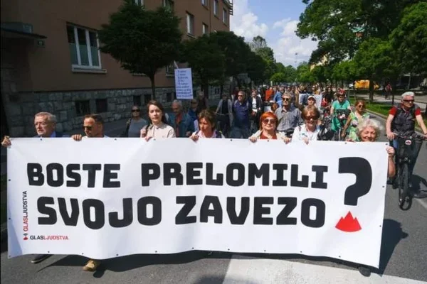 Koliko predizbornih obećanja je ispunila vlada Goloba? | MLADINA.si