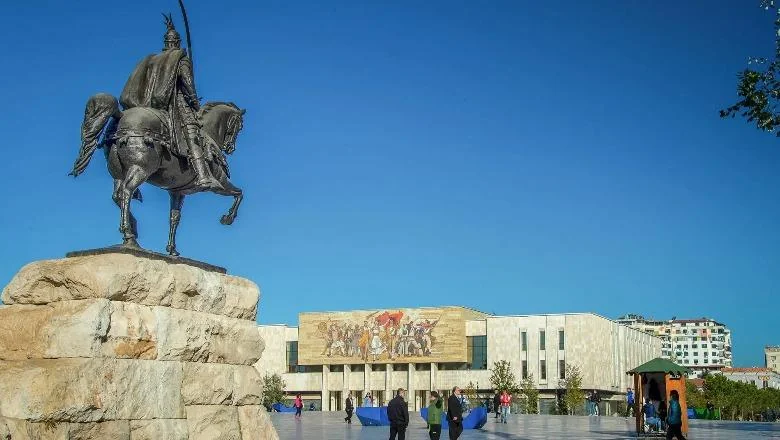 Lutfi Dervishi: Kako se uzdiže ugled Albanije!