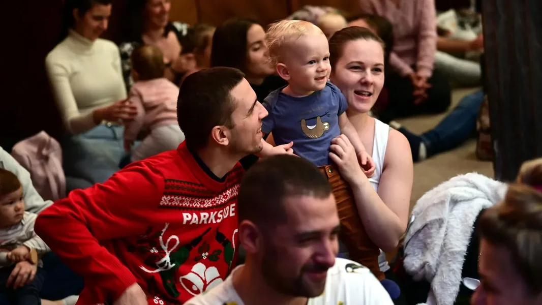 Još novih porodičnih podrški i povećanja plata počinju od januara - ORIGO