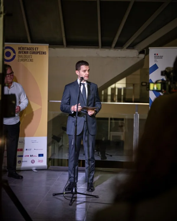 Timčo Mucunski na „Evropski dijalozi“: Proširenje Evropske Unije je strateška investicija u bezbednost, snagu i budućnost Evrope - Nova Makedonija
