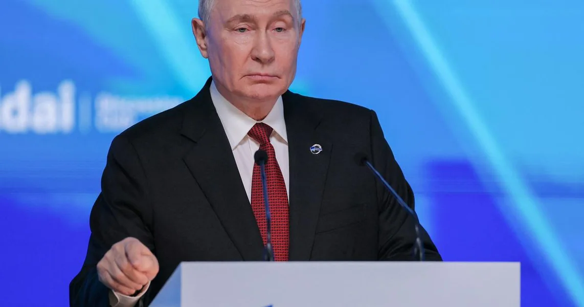 Niti je Putin drzavnik, niti su to danasnji lideri na Zapadu