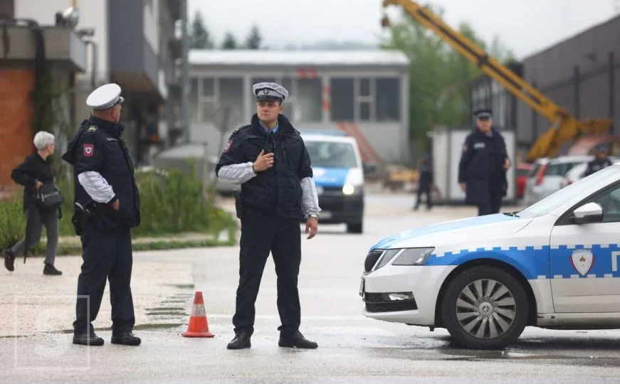Teška nesreća kod Sokoca: Vozilo sletjelo s kolovoza, vozač poginuo