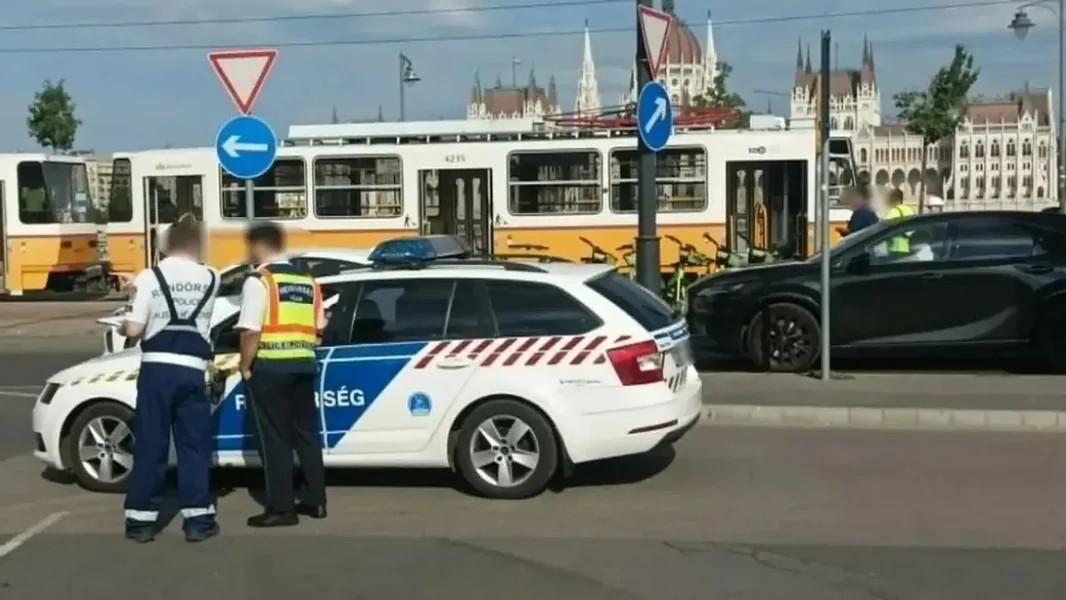 Srca para vest stigla: preminuo šestogodišnji dečak kojeg je tramvaj gurnuo na Batthyány tér - ORIGO