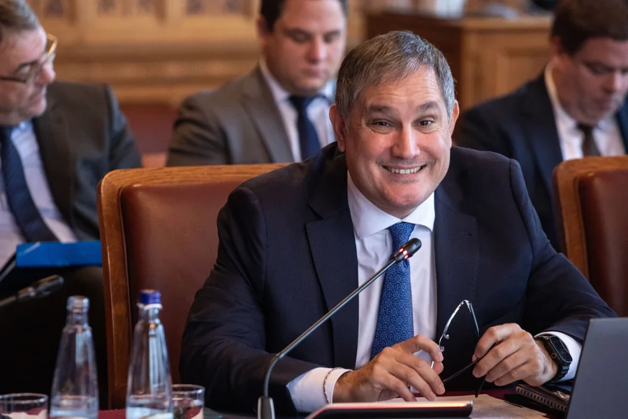 Orbánova kancelarija se razljutila zbog vesti i prijava koje ispituju troškove putovanja Orbánovih ministara.