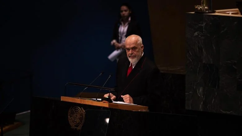Cela izjava Edi Rama na UN: Mašinerija veštačke inteligencije će da se pokori, pitanje je kome.