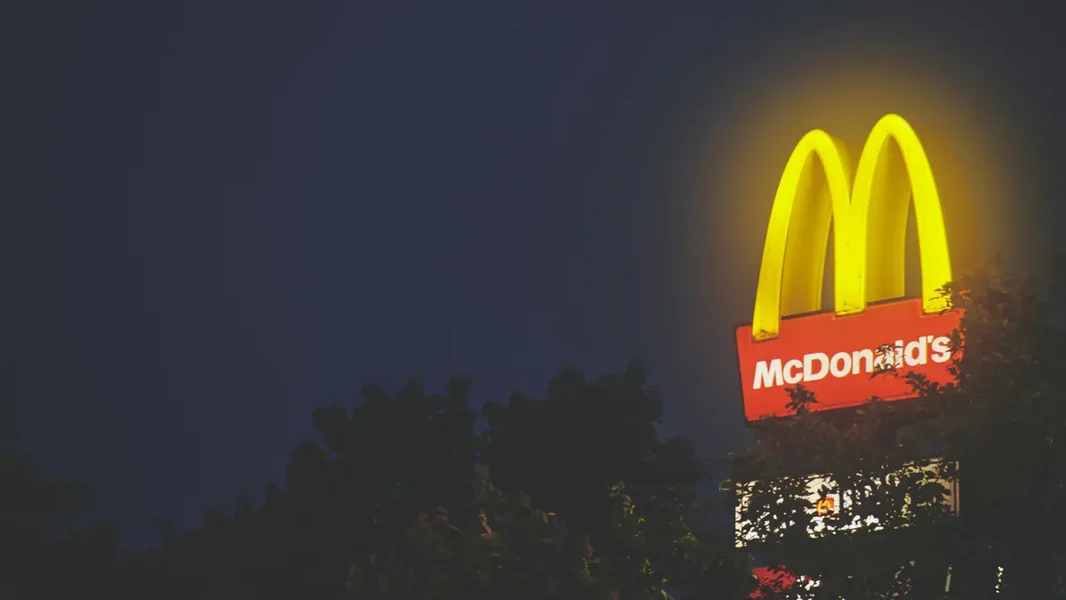 Više od deset godina čuva McDonald's igračku i nada se da će za nju dobiti milione