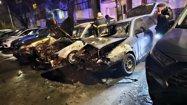 Automobili su izgorjeli pri velikom požaru u Ruse