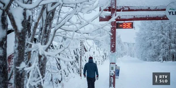 Na Laponiji temperature pale na -35 stepeni Celzijusa, uhvaćeno je više hiljada turista
