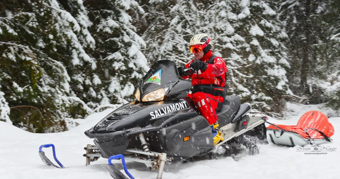 Spasioci upozoravaju: ekstreman vetar i veliki rizik na planinama. Turisti se savetuju da izbegavaju planinske staze.