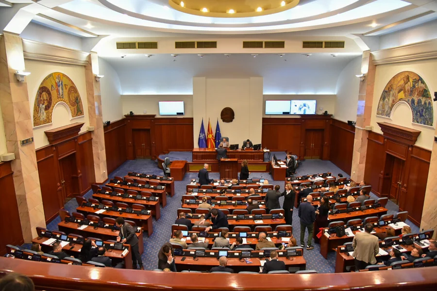 Nastavlja se debata po Predlogu rebalansa budzeta u Skupstini - Nova Makedonija