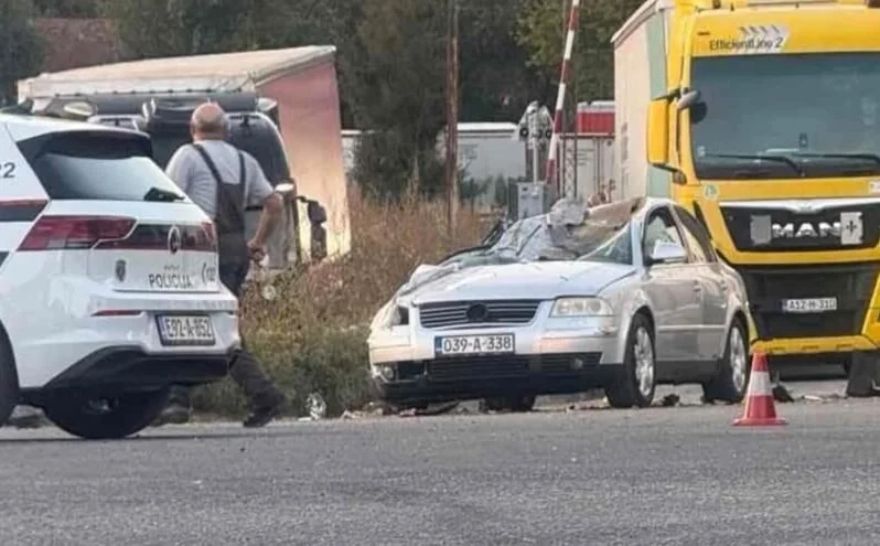 MUP objavio detalje nesreće u Rajlovcu: Poznato kako je Opel završio na krovu Passata