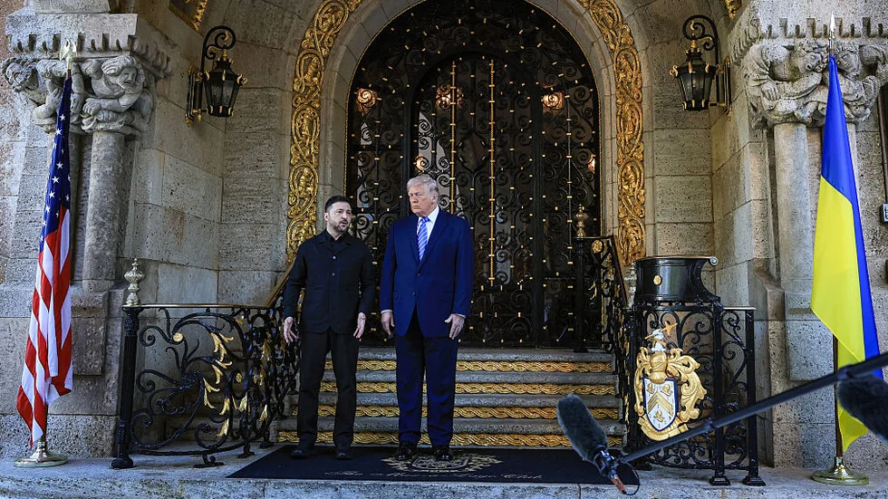 Zelenski pristigao u "Mar-a-Lago" za razgovore sa Trampom