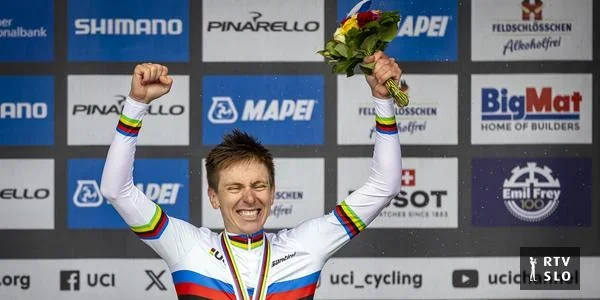 2024: Potpuno leto Tadeja Pogačarja, jer je dobio Giro, Tour i mavričnu majicu