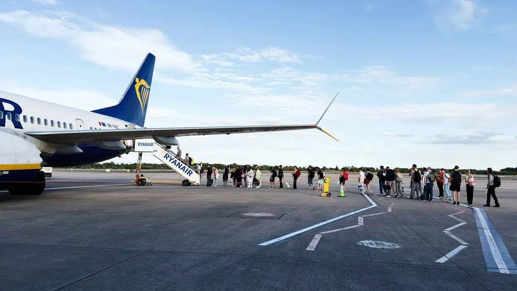 Kraj napornog čekanja? Rešenje kako da se brzo ukrcamo u avion - ORIGO