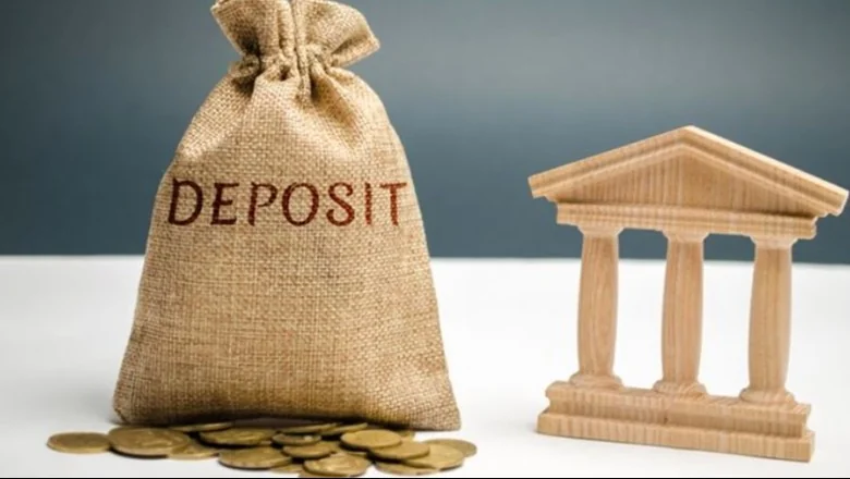 Depoziti u novembru stagniraju, blago rastu u lekama, opadaju u devizama