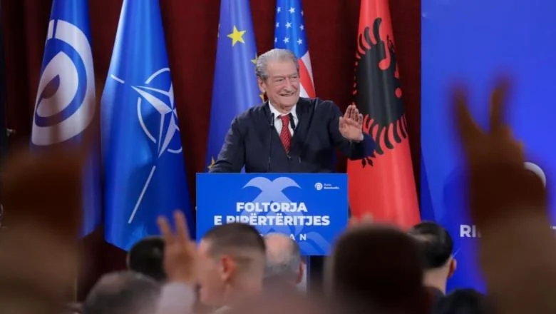 Berisha iz Elbasanija: penzioneri ne mogu da kupe lekove, ukradeni su milioni evra po naređenju Rame! Upozorava kriminalne grupe: neće biti mesta na zemlji sem zatvora
