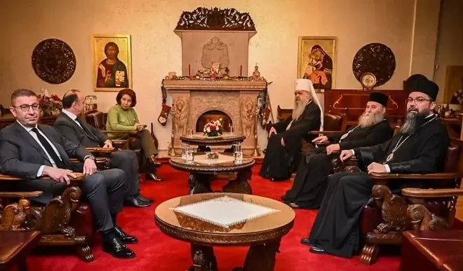 Poglavar MPC-OA g. Stefan priredi tradicionalan božićni ručak za državni vrh - Nova Makedonija