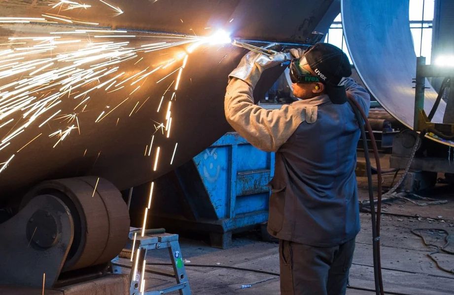 Industrijsko proizvodstvo u novembru smanjeno za 2,8 odsto u odnosu na isti mesec prošle godine