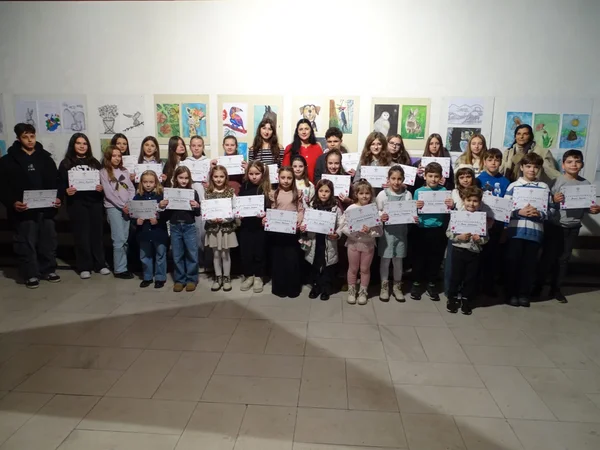 Svako umetničko delo je lična priča i odraz talenta dece! - Nova Makedonija