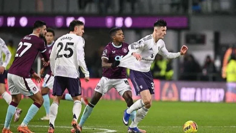 GOL/ Broja odigrao 76 minuta dobre igre, Burnley zaustavio Manchester United 2-2! Fulham pobedio Chelsea, City tri uzastopna remija u Premijer ligi - Shqiptarja.com
