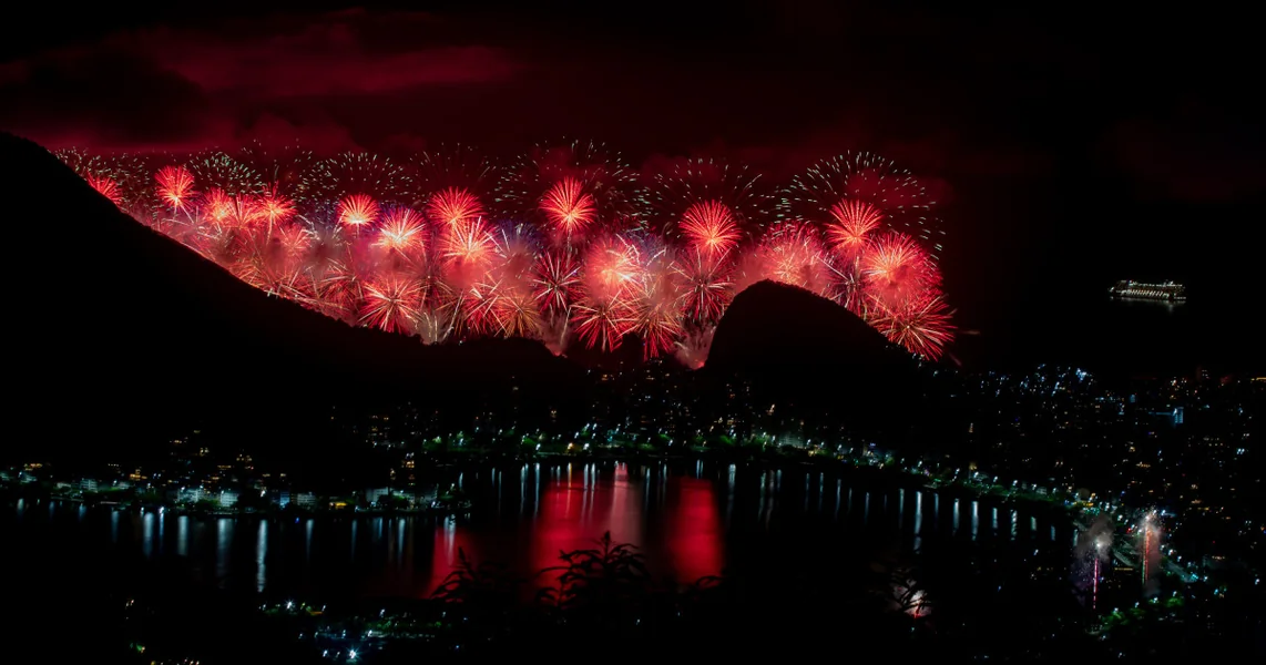 Najveća novogodišnja zabava na svetu, proglašena od Guinness World Records: Okupila više od 2,5 miliona ljudi na plaži