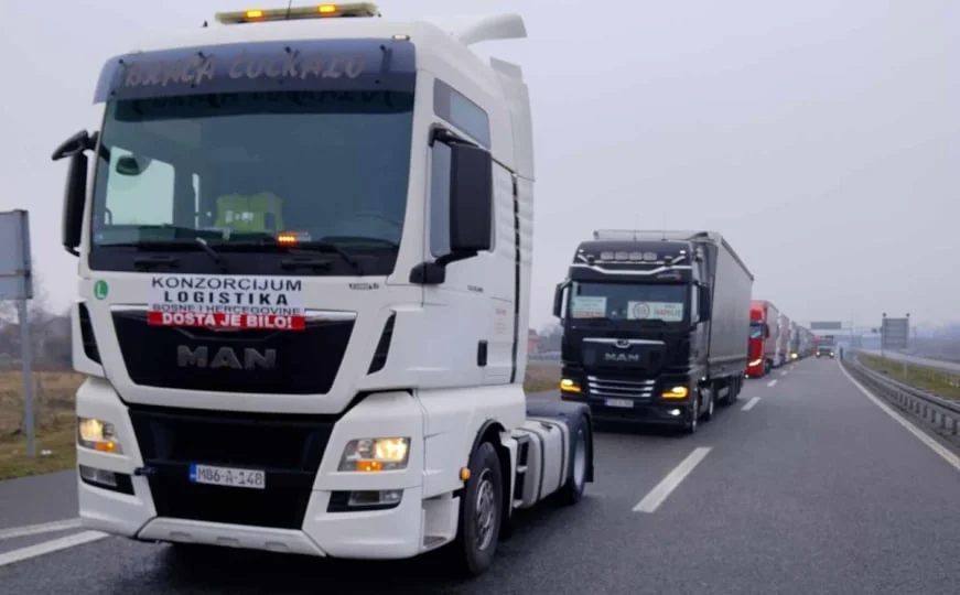 Novi problem za prevoznike iz RS: Vozači vraćeni s granice zbog licenci