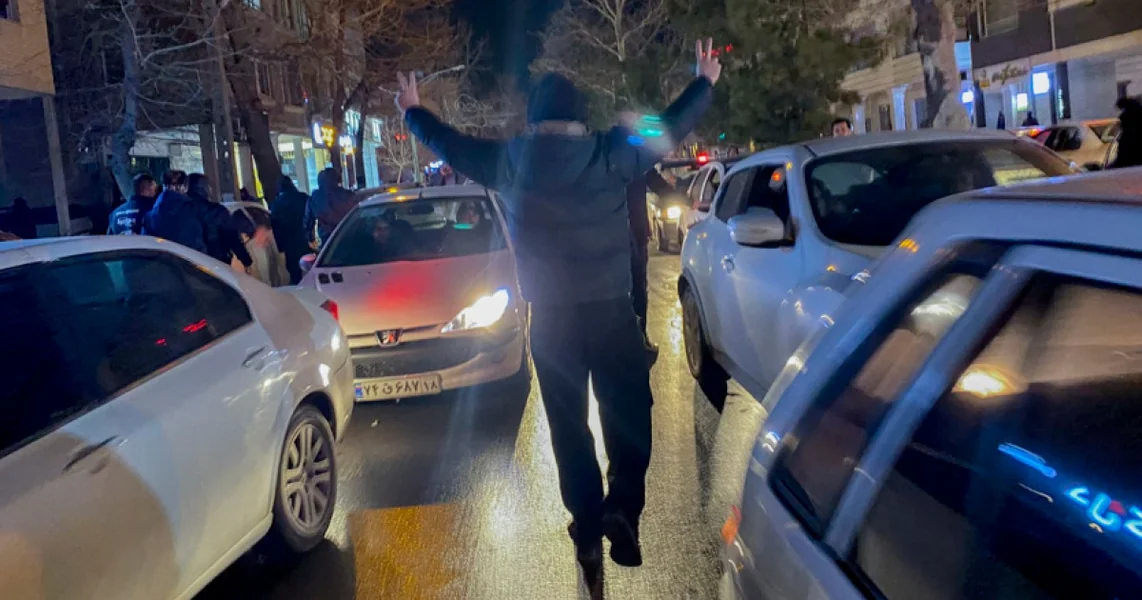 Usled protesta, iranska vlada saopštila je da će svaki građanin četiri meseca dobijati mesečnu pomoć