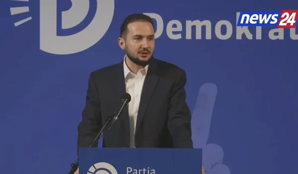 VIDEO/ 'Ovom akcijom želimo da Demokratska stranka bude pobednička', Salianji dočekan sa entuzijazmom u Elbasanu: 22. decembra sva energija ove sale treba da se razbije o zidove Vlade