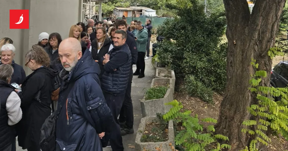 Incident na biračkom mestu u Beogradu. Kuharica kave nije htela otići, stigla policija