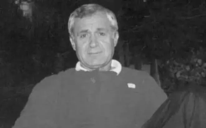 Heroj u belom: Bihać se oprostio od dr. Bekira Tatlića, lekar koji je operisao pod granatama