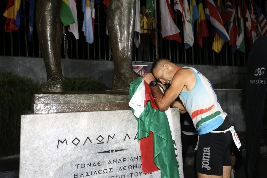 Ogromnim rekordom staze pobedio Atina-Sparta ultramaraton Tamas Bodis