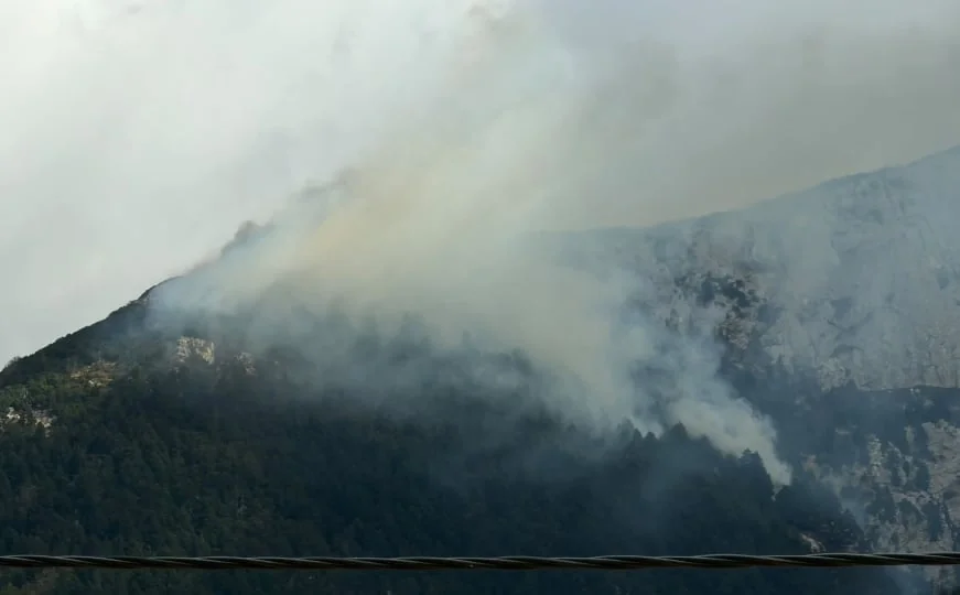 Tužne vijesti iz Jablanice: Čvrsnica i dalje gori, aktivna dva požarišta