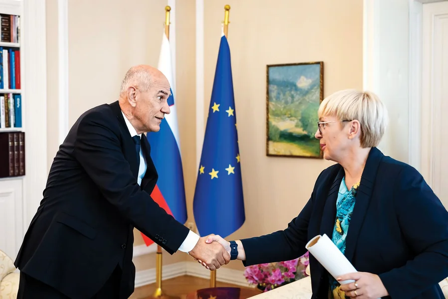 Utihnuta predsednica