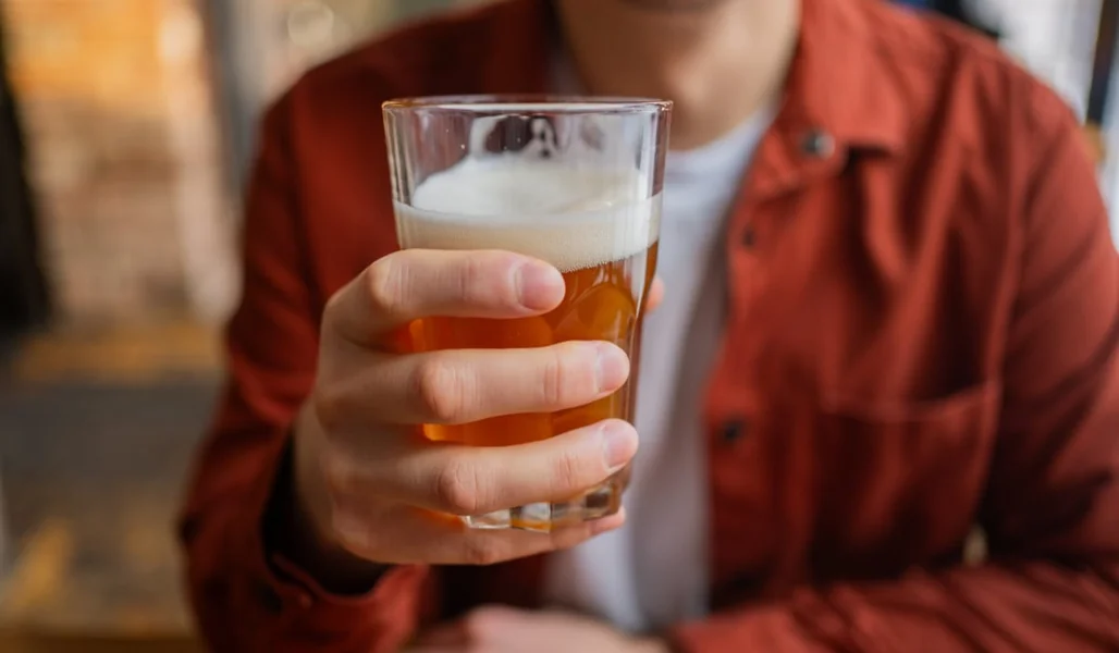 Vakcina koja se može primenjivati putem piva, poslednje otkriće američkog istraživača: kako bi mogla da funkcioniše.