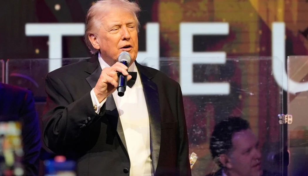 Tramp: "Moje zdravlje je savršeno" - Aspirini, golf i McDonalds - Documento